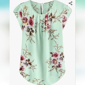 Womens floral short pleated sleeve top